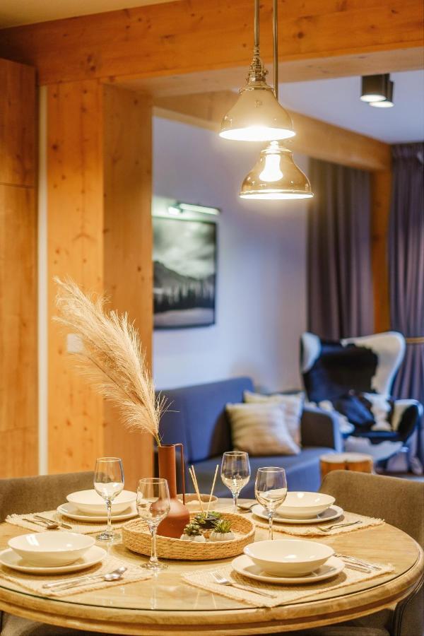 Apartamenty Pod Giewontem Gawra: Luxury Suite with Terrace, Sauna & Jacuzzi Near Krupówki Zakopane Exterior photo