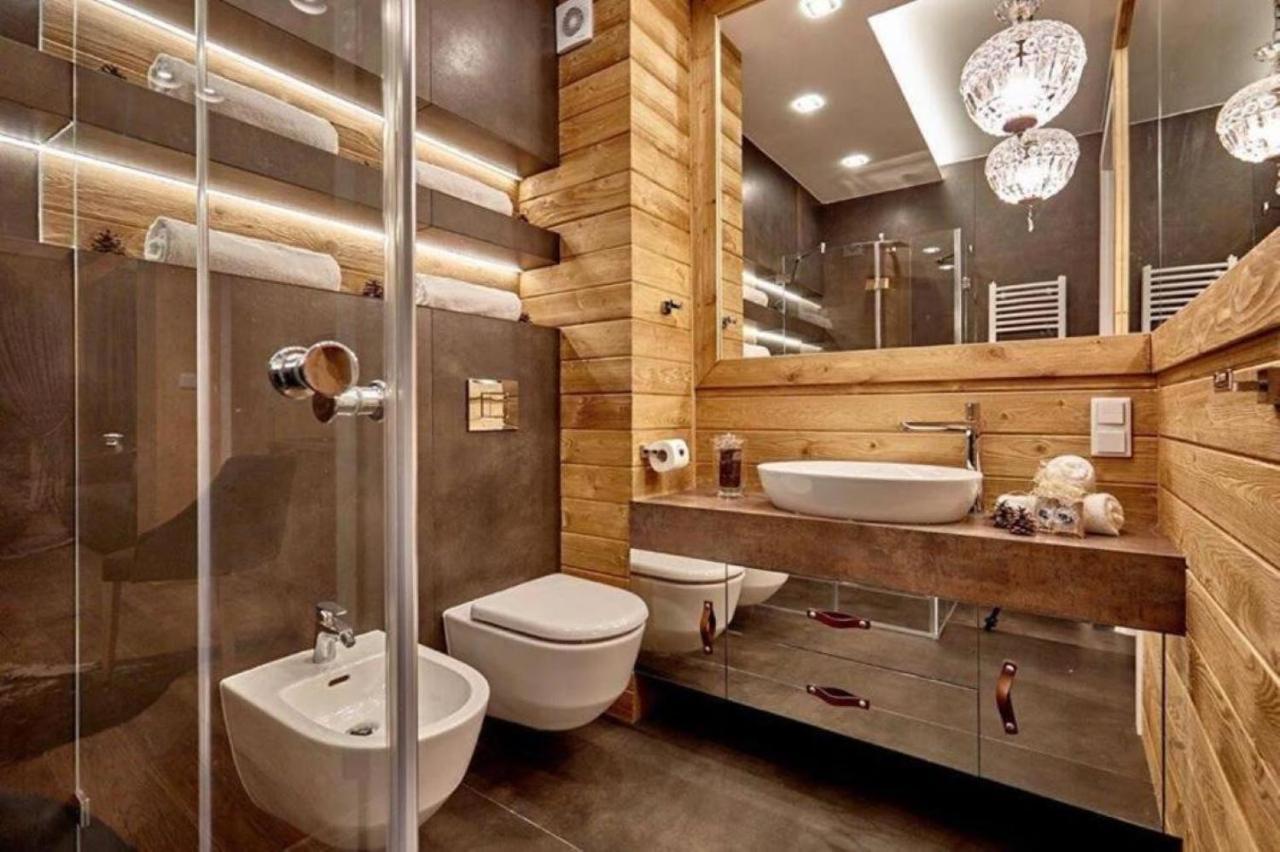 Apartamenty Pod Giewontem Gawra: Luxury Suite with Terrace, Sauna & Jacuzzi Near Krupówki Zakopane Exterior photo