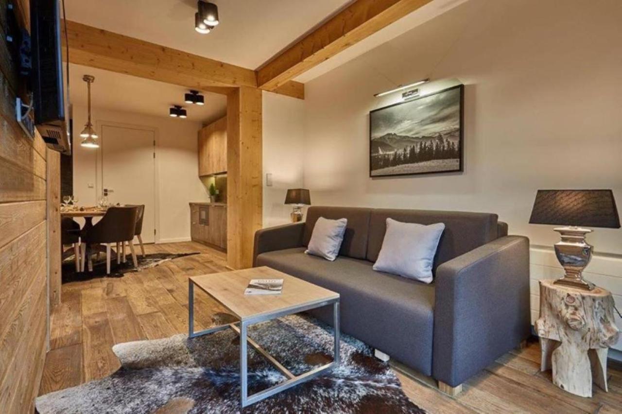 Apartamenty Pod Giewontem Gawra: Luxury Suite with Terrace, Sauna & Jacuzzi Near Krupówki Zakopane Exterior photo